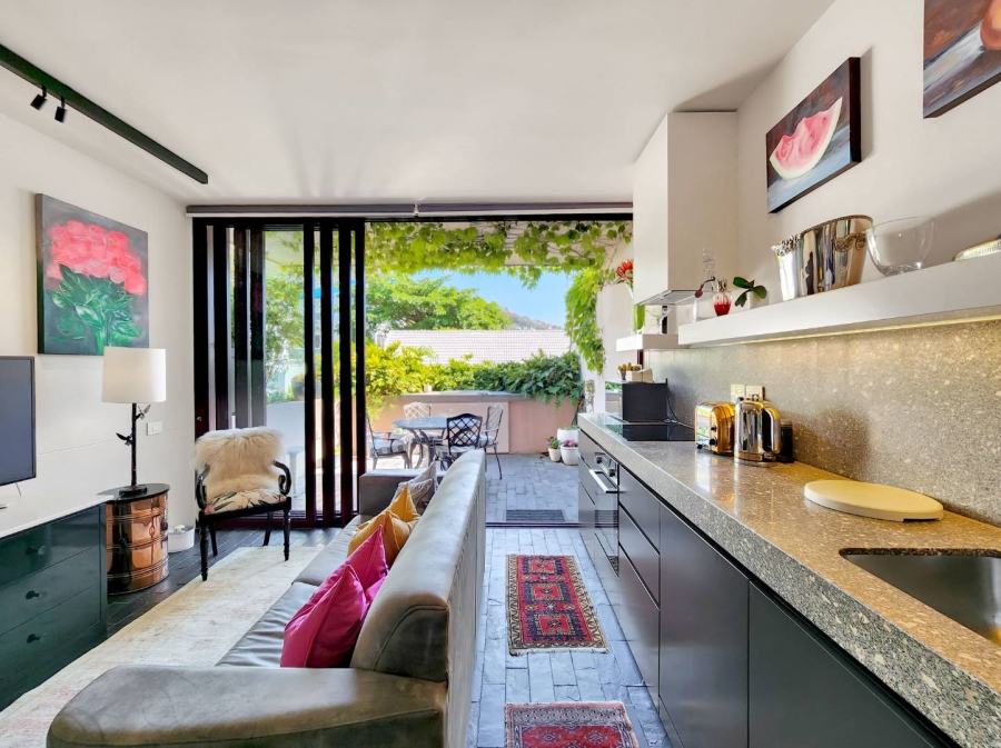 1 Bedroom Property for Sale in Fresnaye Western Cape